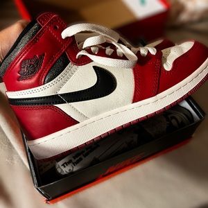 Air Jordan 1 Retro high Lost and Found GS
